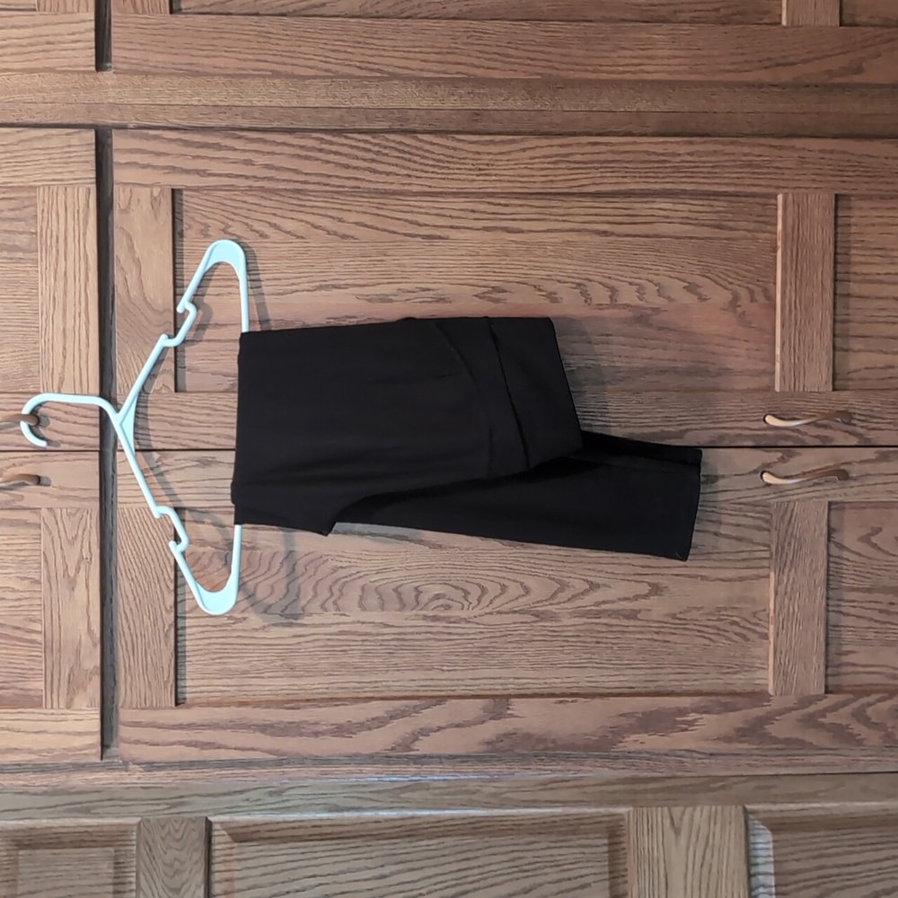Black skinny leggings